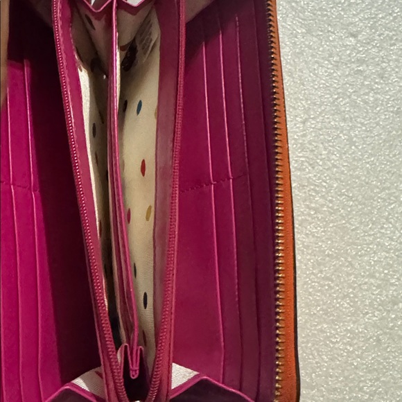 Kate Spade Orange Wallet - Picture 10 of 16